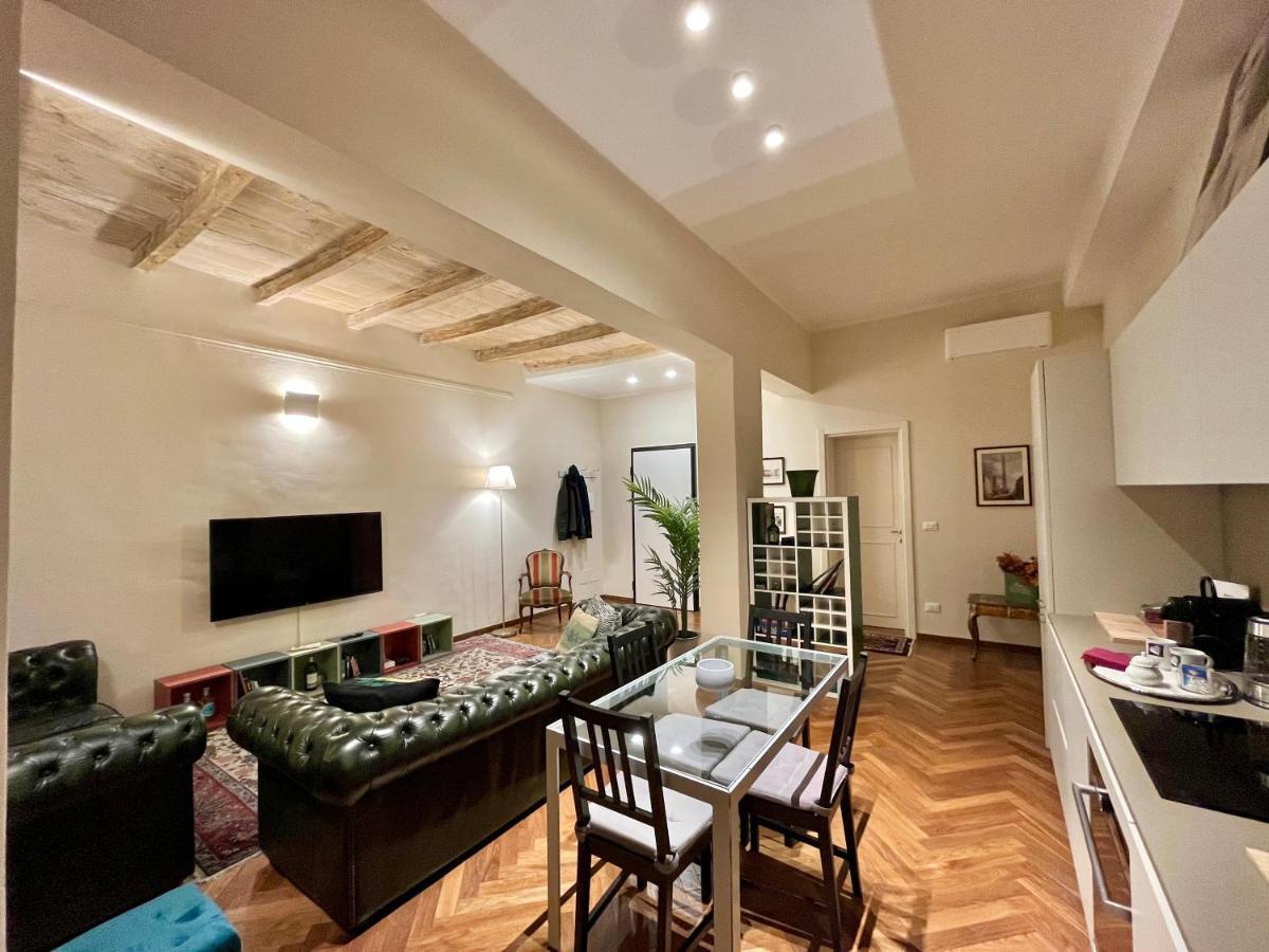 Lovely 1 Bedroom Apartment Nearby Piazza Maggiore Bologna Luaran gambar