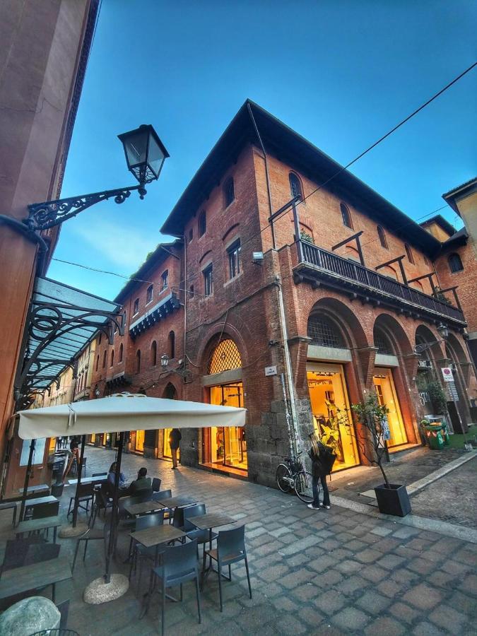 Lovely 1 Bedroom Apartment Nearby Piazza Maggiore Bologna Luaran gambar