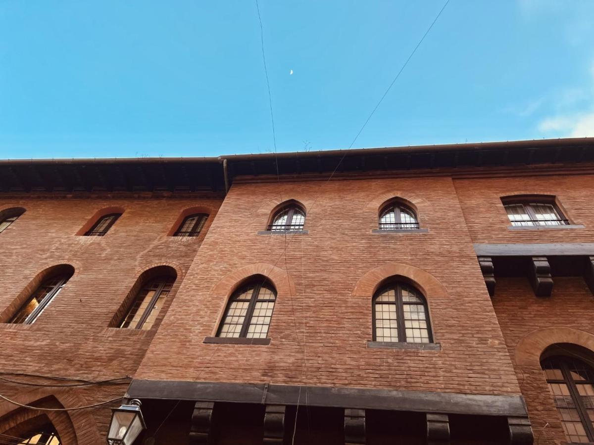 Lovely 1 Bedroom Apartment Nearby Piazza Maggiore Bologna Luaran gambar